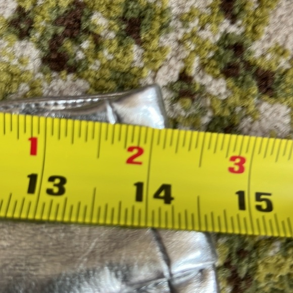 NWT  7 For All Mankind Women's Silver Metallic Faux Leather Vegan Pants - Picture 6 of 14